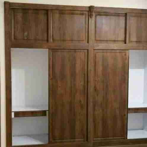 Wall closet